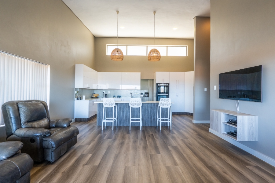 4 Bedroom Property for Sale in Monte Christo Western Cape